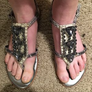 Vince Camuto leather snakeskin gem sandals